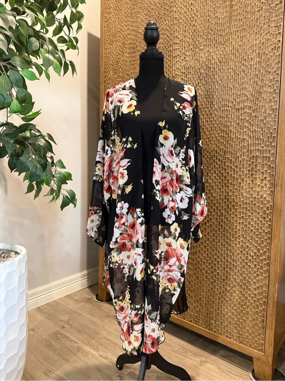 ADORA Black Floral Sheer Kimono Duster Cover up Women Large